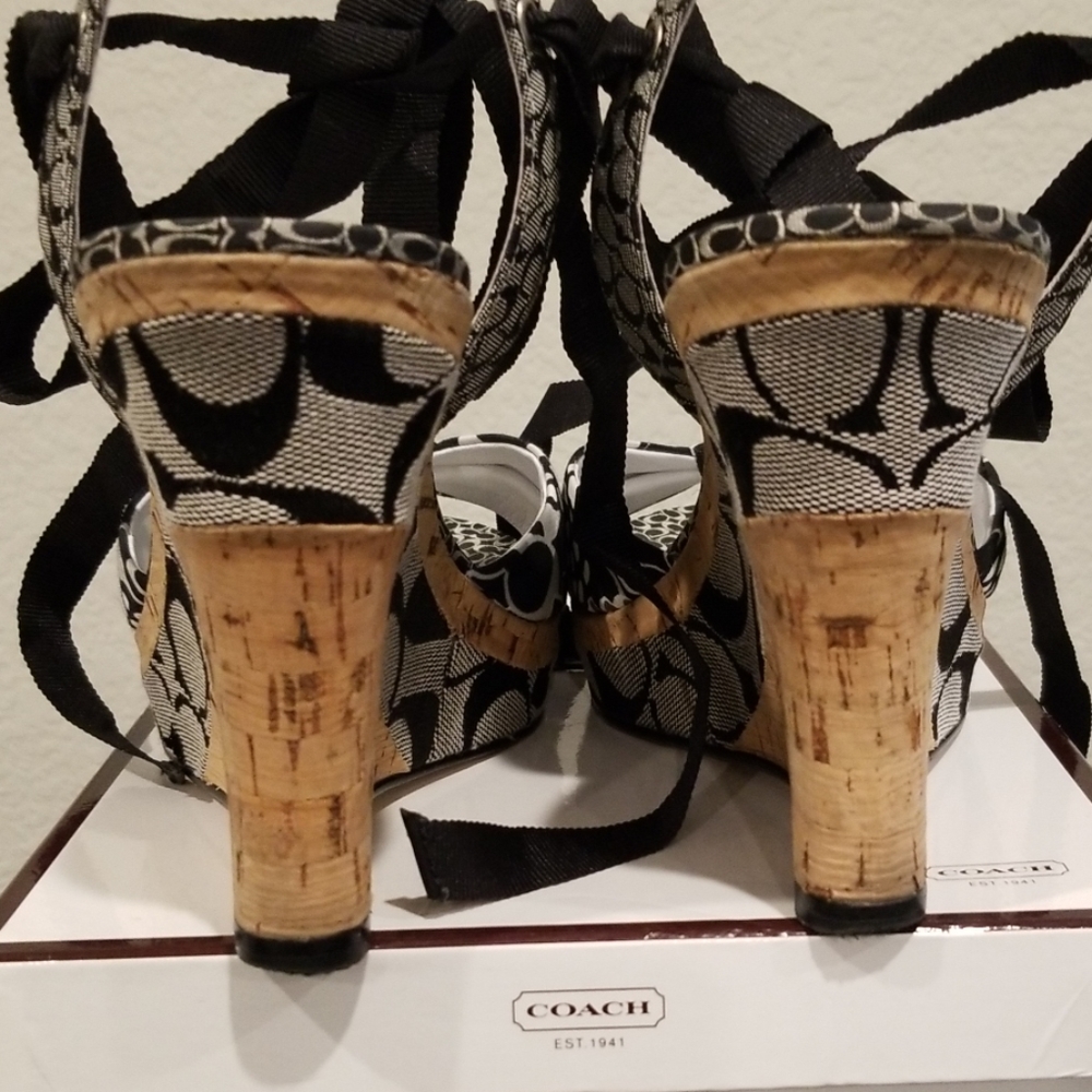 Coach "Rachel" Wedge sandals - Picture 4 of 8
